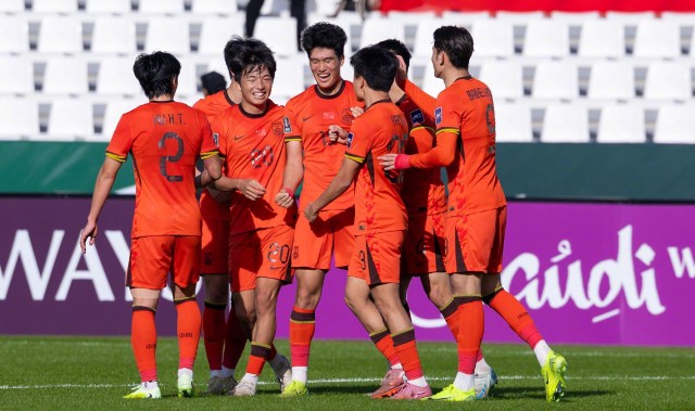 B体育下载-央视直播！U23国足从利雅得转战吉达，对阵乌兹，比对手少休1天