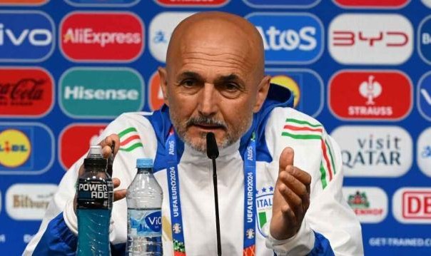 B体育-斯帕莱蒂：谁说我不让玩游戏了？ 别玩到后半夜就行