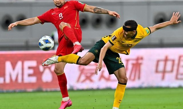 马德兴：身体被“掏空”的国足拿什么赢？