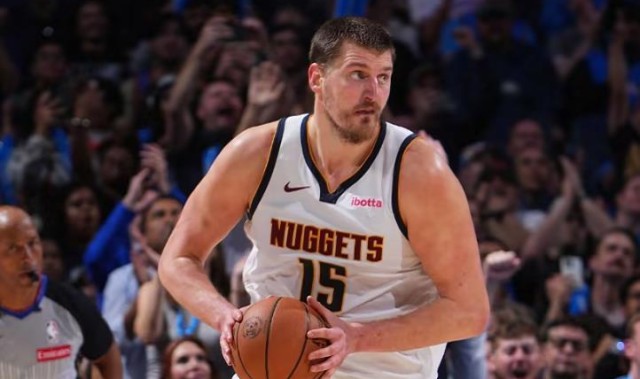 B体育下载-耻辱完败！火箭93-129掘金，看数据：他是头号罪人！