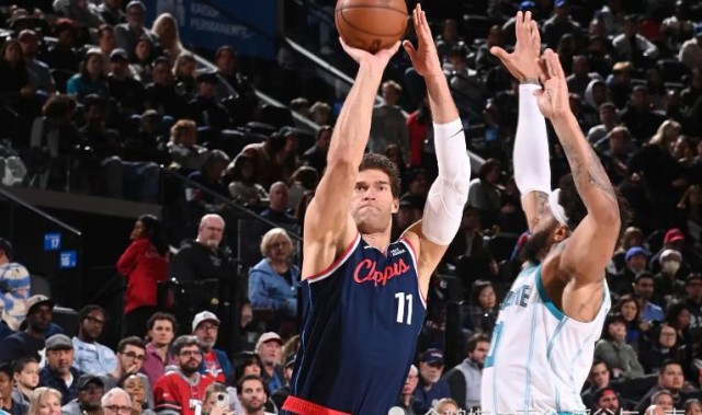 BSPORTS-长痛不如短痛，快船就应该赶紧放弃这位偶尔奏效的内线老将？