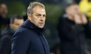 世体：巴萨10天4场恶战后仅休4天，核心球员出场时间过载已亮红灯