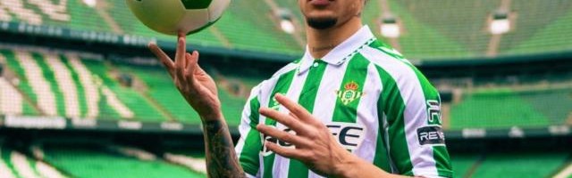 B体育下载-安东尼的曼联孽缘：从梦幻开局到队史最差